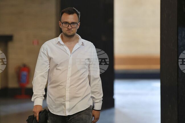 Computer Whiz Gets Suspended Sentence over 2019 Revenue Agency Data Breach