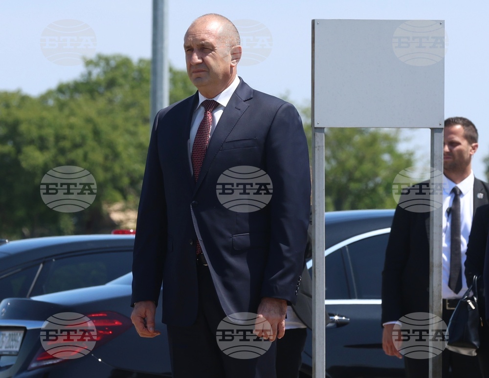 Хърватия - Румен Радев - Българско военно гробище - почит