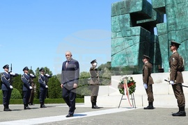 Хърватия - Румен Радев - Българско военно гробище - почит
