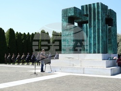 Хърватия - Румен Радев - Българско военно гробище - почит