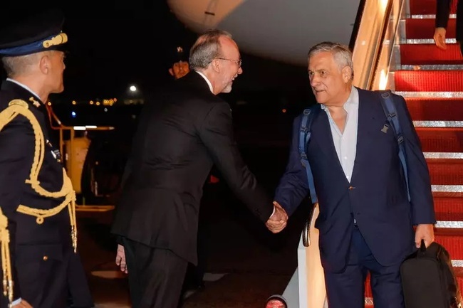 АНСА: Таяни пристигна във Вашингтон за среща държавния секретар на САЩ Марко Рубио