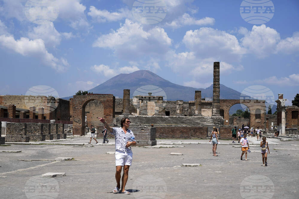 Italy Pompeii Mosaic