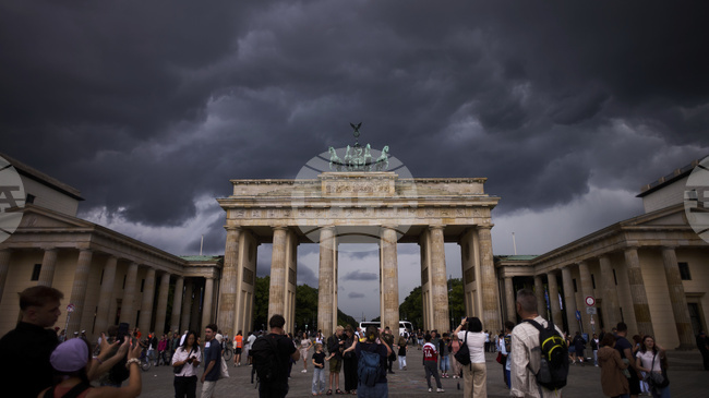 Румънският премиер Илие Боложан заминава на двудневно посещение в Германия, по време на което ще се срещне с канцлера Фридрих Мерц