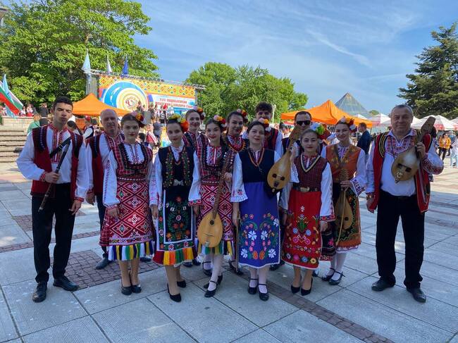 Музикалният колеж в молдовската Твърдица кани кандидат-студенти, желаещи да се посветят на кариера в областта на българския фолклор