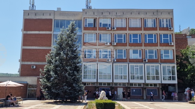 Студенти и ученици ще участват в кампанията "Това не го казвай, говори с факти за ХИВ" във Велико Търново на 1 декември