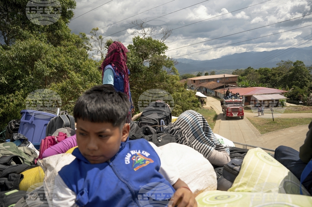 Colombia Youth Indigenous