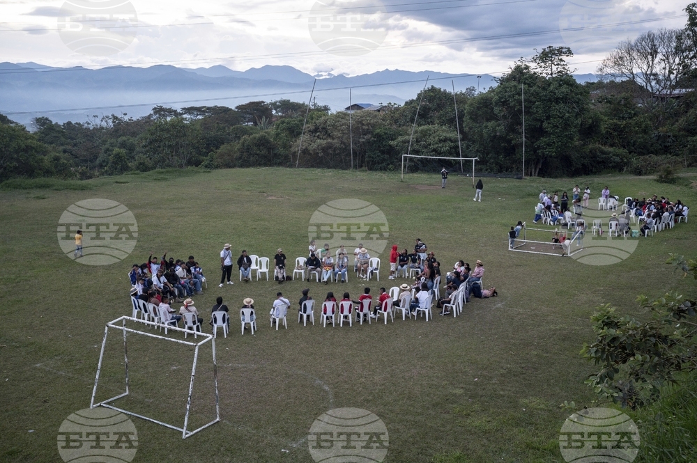 Colombia Youth Indigenous
