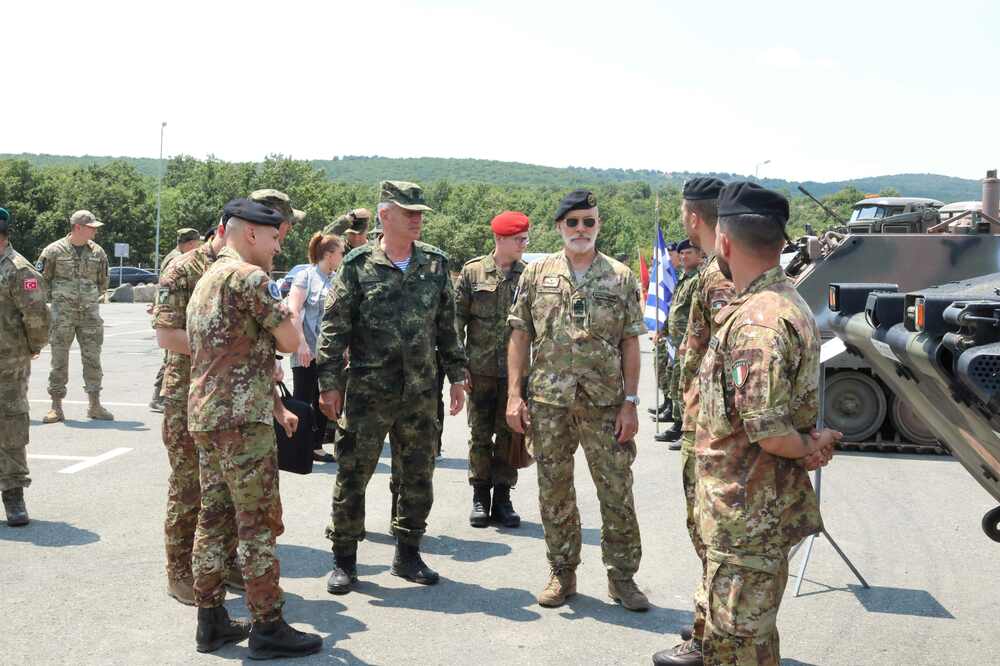 Адмирал Емил Ефтимов: Визитата на председателя на Военния комитет на НАТО подчертава нарастващата роля на България като важен участник в усилията за възпиране и отбрана на Алианса