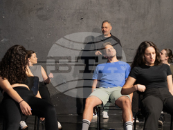 НАТФИЗ започна третото издание на актьорския уъркшоп на Института по театър и кино Лий Страсбърг