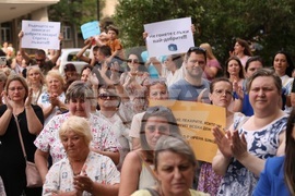 Болница „Майчин дом“ - протест в подкрепа на д-р Ирена Шикова