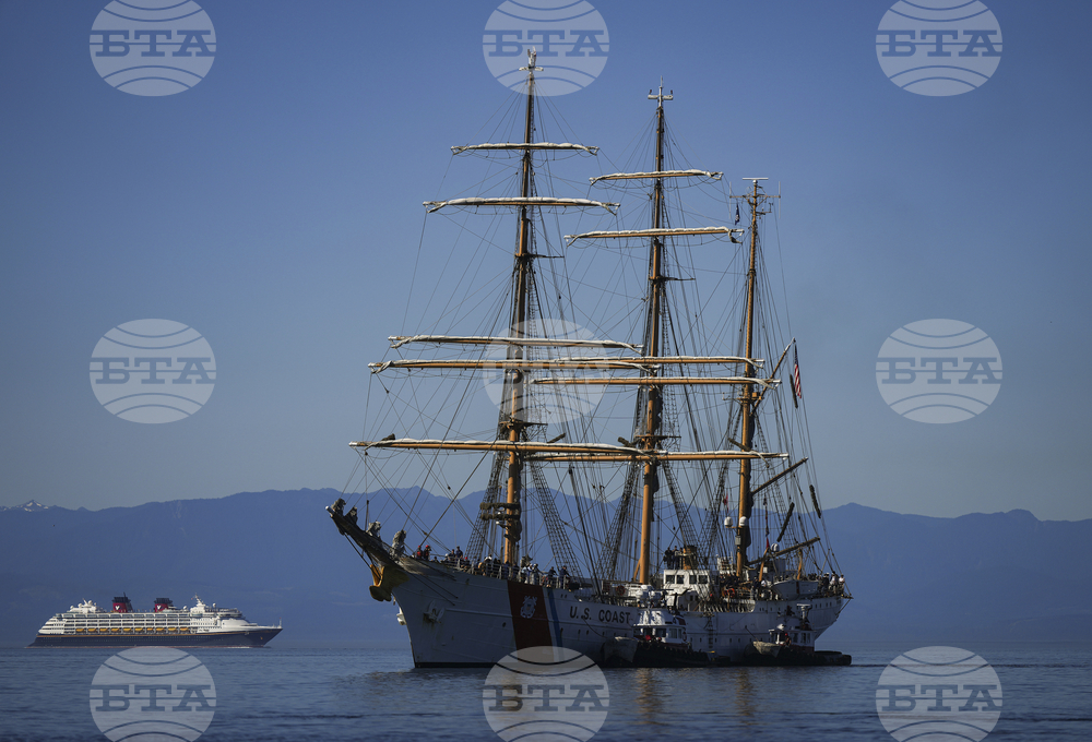Coast Guard Tall Ship