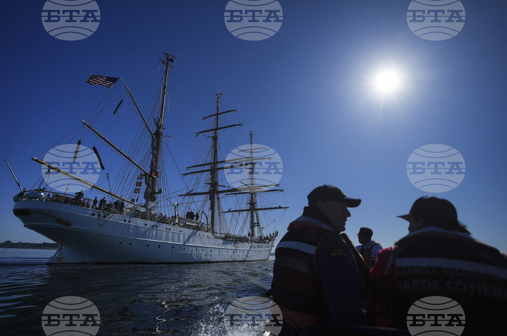 Coast Guard Tall Ship