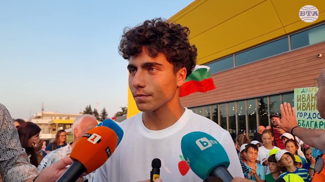 От понеделник съм №1 в ранглистата и съм много щастлив от това, каза шампионът при юношите на турнира „Уимбълдън“ Иван Иванов