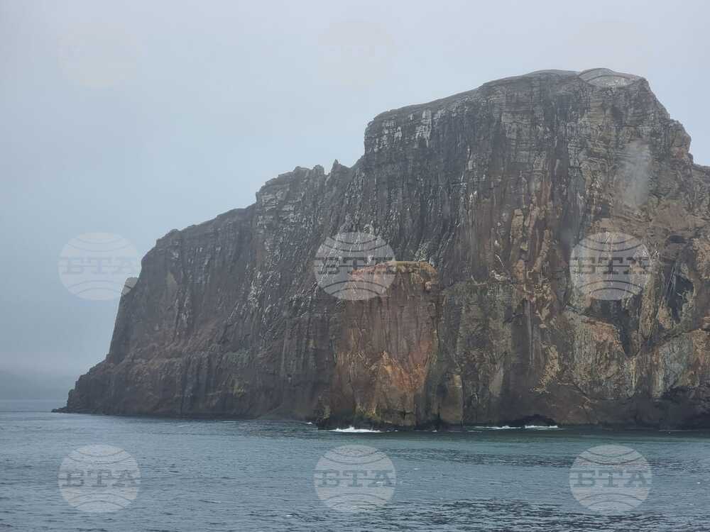 Day 56 - Deception Island - Whalers Bay