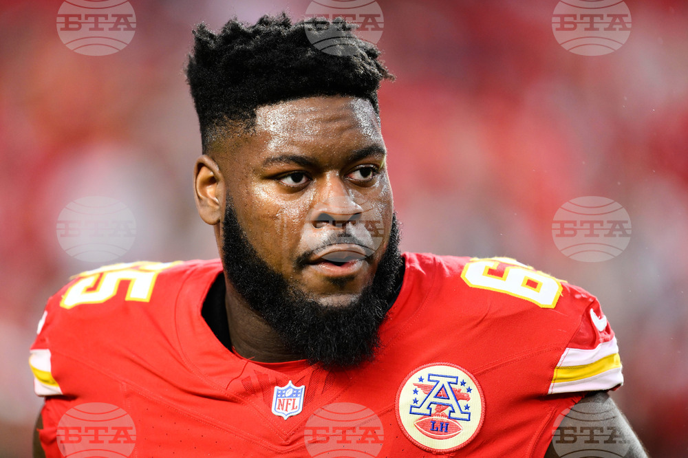 Chiefs Trey Smith Football