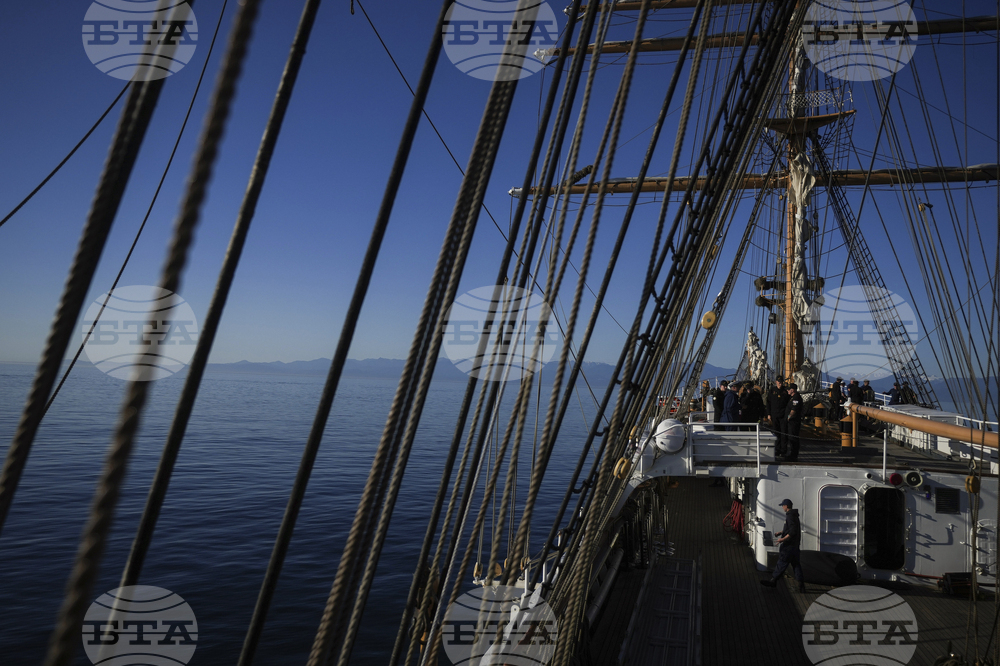 Canada US Coast Guard Tall Ship