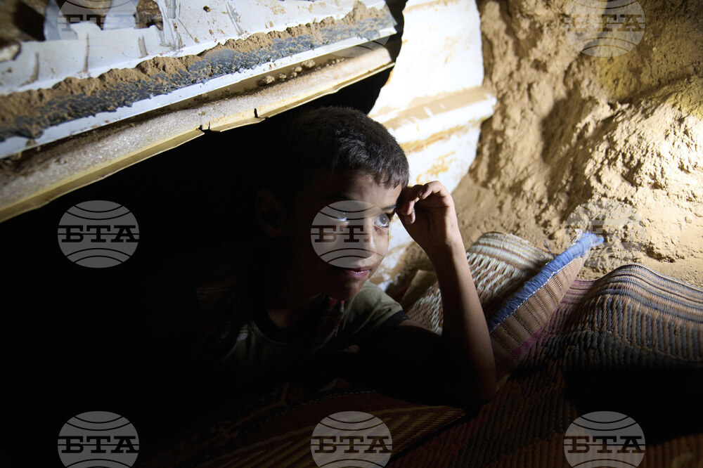 Mideast Wars Homemade Bomb Shelters