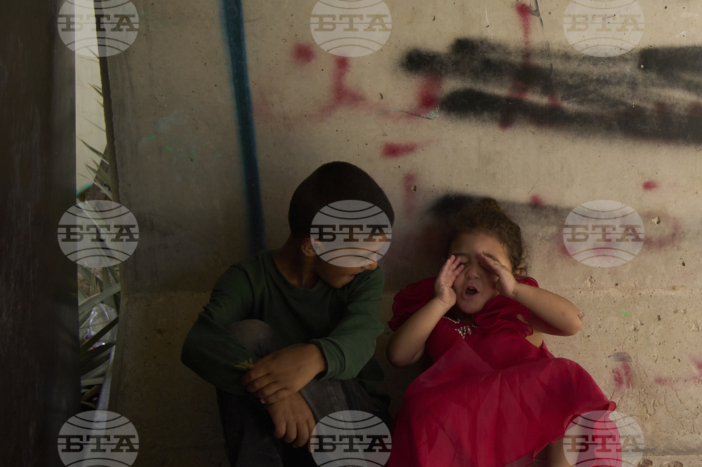 Mideast Wars Homemade Bomb Shelters