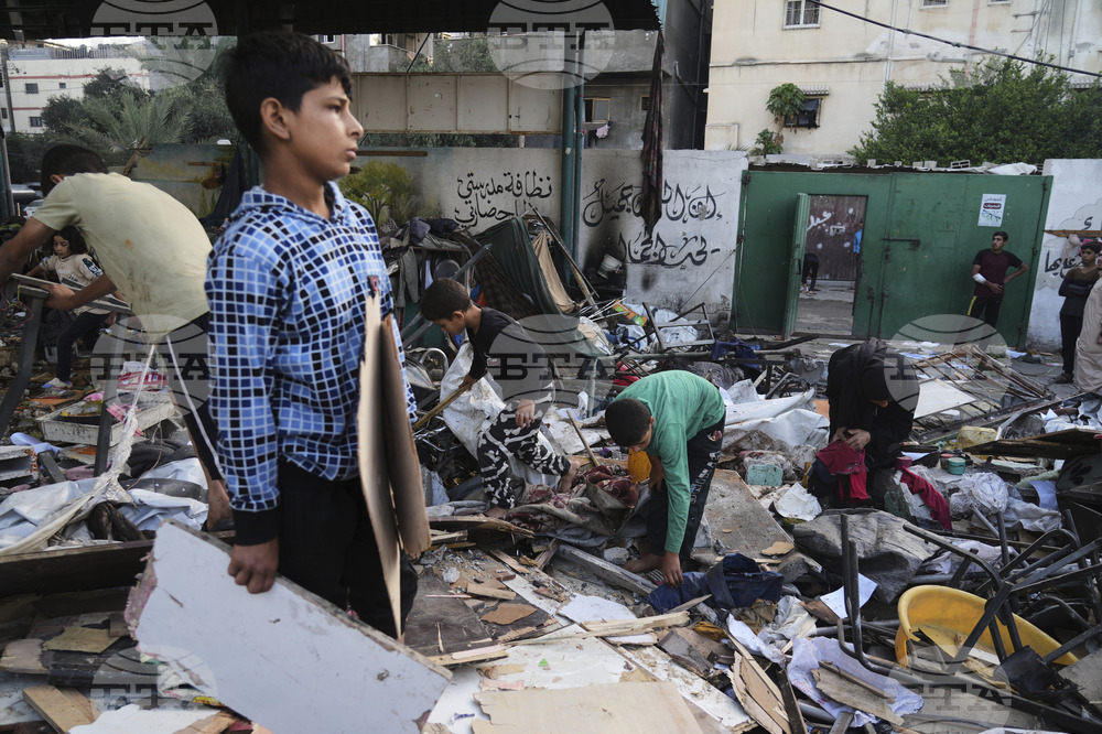 Mideast Wars Gaza Shuttered Schools