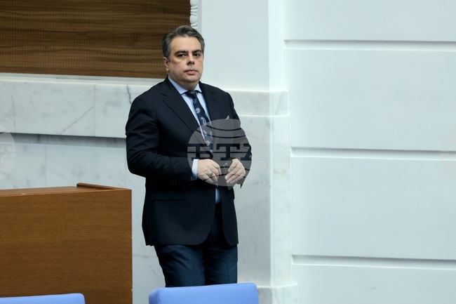 Асен Василев стана заместник-председател на парламентарната комисия по европейските въпроси и контрол на европейските фондове