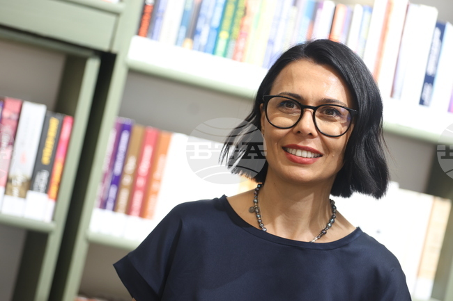 Bulgarian Cultural Institute in Paris Showcases Bulgaria Through Most Beautiful Language – That of Art and Culture, Says Director Bineva