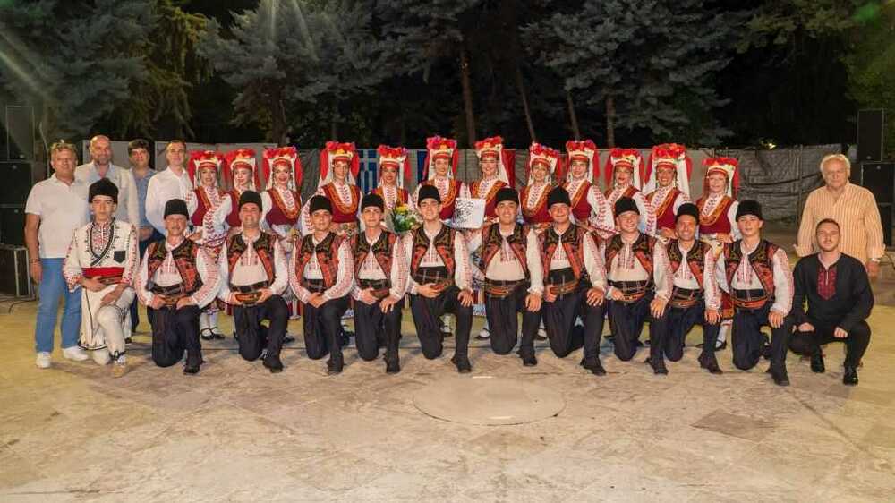 Карловският ансамбъл „Розова долина" участва в международния фестивал „Олимп“ в Гърция