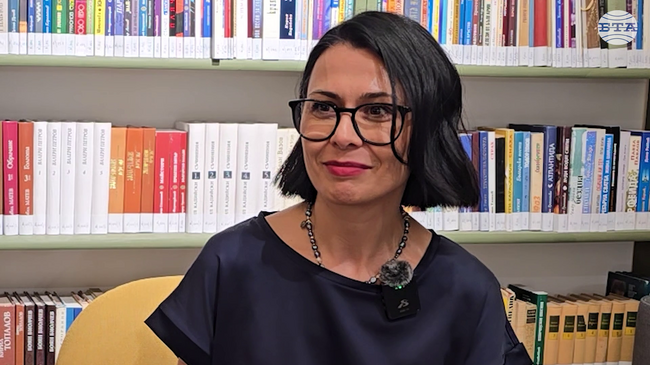 Разказваме за България през най-красивия език - на изкуството, каза пред БТА Десислава Бинева от Българския културен институт в Париж