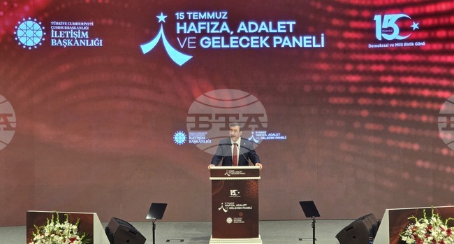 Вицепрезидентът на Турция критикува демократичните държави за отношението им към участниците в опита за преврат 