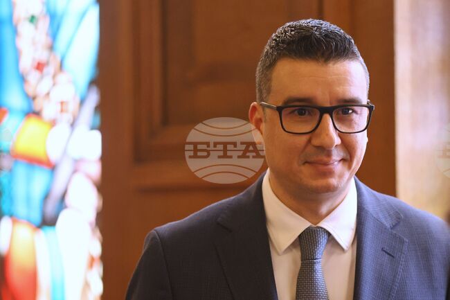 Отбранителната ни индустрия разполага с потенциал и експертиза, които трябва да бъдат използвани и подкрепяни, каза министър Дилов