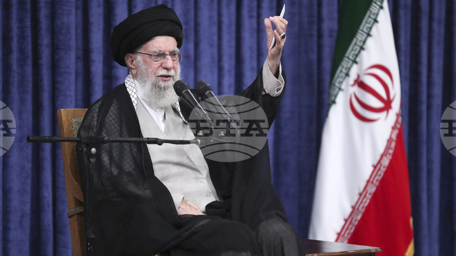 Техеран предупреди съседите си, че ще удари американски военни бази на тяхна територия, ако Вашингтон атакува Иран