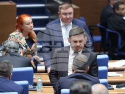 Парламент - заседание