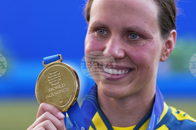 Австралийката Моеша Джонсън спечели 10-километровото плуване в открити води за жени на Световното първенство в Сингапур