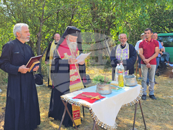 Село Малка Желязна - нов храм - митрополит Гавриил