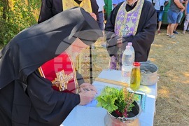 Село Малка Желязна - нов храм - митрополит Гавриил