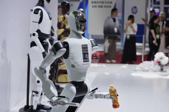 Роботите заменят зидарите в Нидерландия, но автоматизацията в строителството не напредва достатъчно бързо