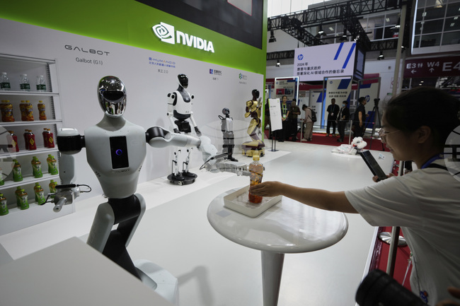 Нова седмица на очаквания: централните банки, инфлацията и изкуственият интелект в центъра на вниманието на пазарите 