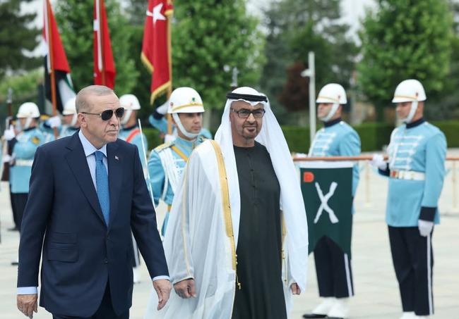 Турция и ОАЕ засилват сътрудничеството в ключови сектори 