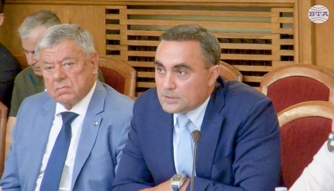 Армията трябва да има стратегия и тя трябва да бъде правена с нас, заявиха от Сдружение „Българска отбранителна индустрия – акад. Стефан Воденичаров"