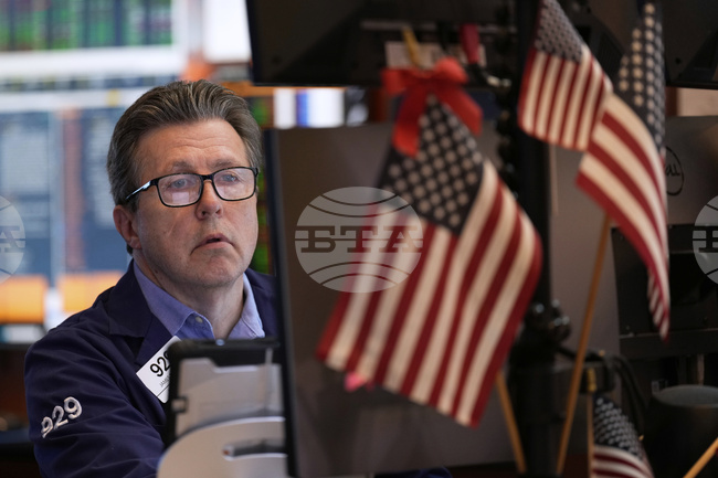 Индексите S&P и Nasdaq на Уолстрийт отвориха на рекордни върхове след търговската сделка между САЩ и ЕС