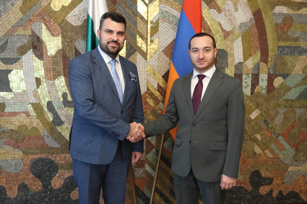 Външният министър Георг Георгиев се срещна с министъра на високотехнологичната индустрия на Армения Мхитар Айрапетян