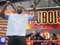 Britain Boxing Usyk Dubois