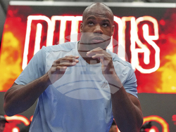 Britain Boxing Usyk Dubois