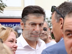 Протест - „Да свалим бухалките на дерибеите“