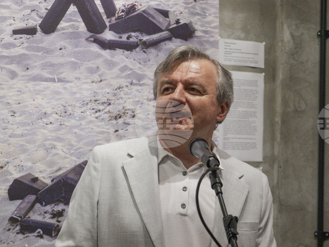 Изложба „Да запазим Корал: Безполезни изкопаеми НБУ 2025“ беше открита днес