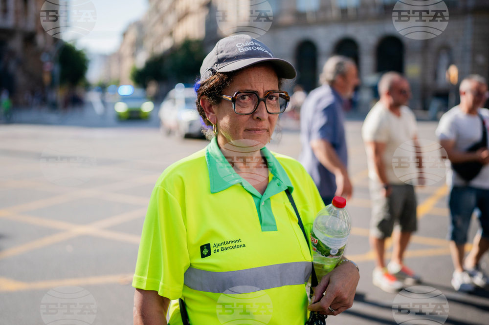 Spain Extreme Weather Workers