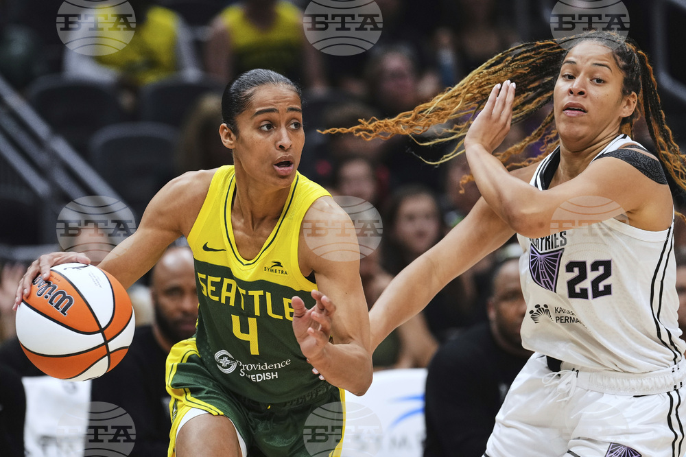Valkyries Storm Basketball