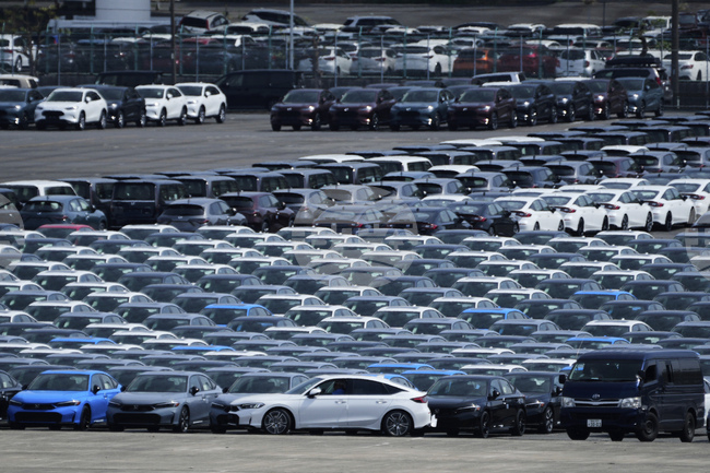 Американските мита от 15 на сто върху японски автомобили влизат в сила днес 