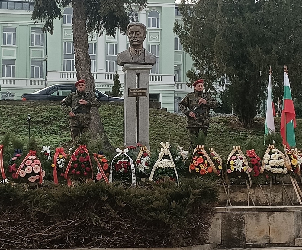 В петък Шумен чества годишнините от Освобождението на Шумен и рождението на Васил Левски