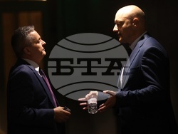 Парламент - заседание