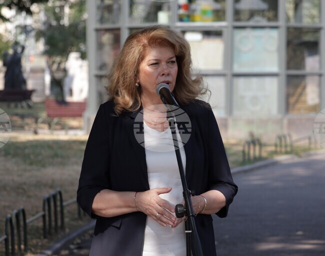 Няма музикален акорд, който Гвардейският оркестър да не може да изпълни, каза вицепрезидентът Илияна Йотова